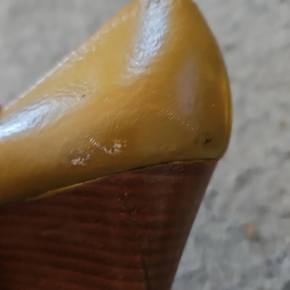 Tory Burch Women's Tan Leather Sally Closed Toe Wedge Stylish Pumps 10.5